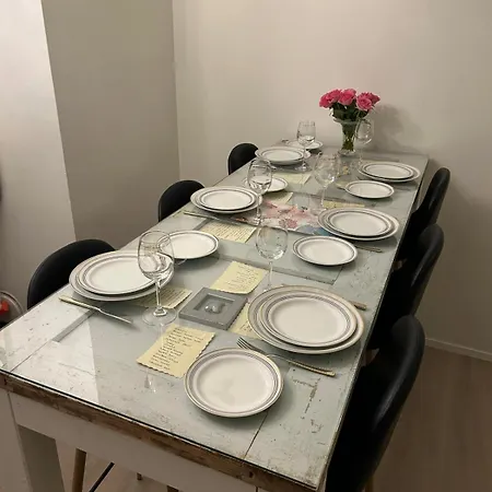 Cozy 2-room Flat With Sauna And Work Desk Διαμέρισμα *