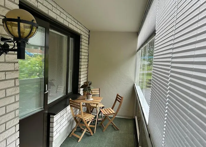 Cozy 2-room Flat With Sauna And Work Desk 公寓 *