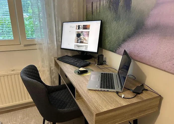 公寓 Cozy 2-room Flat With Sauna And Work Desk *