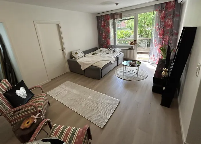 Cozy 2-room Flat With Sauna And Work Desk 公寓 库奥皮奥